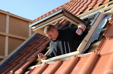 Pose de fenêtres de toit Velux à Urt